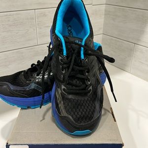 ASICS sneakers light wear.  Walking only